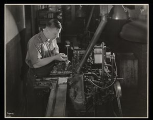 Arbeiten an einer Monotyp-Maschine bei Unz und Co., 24 Beaver Street, New York, 1932